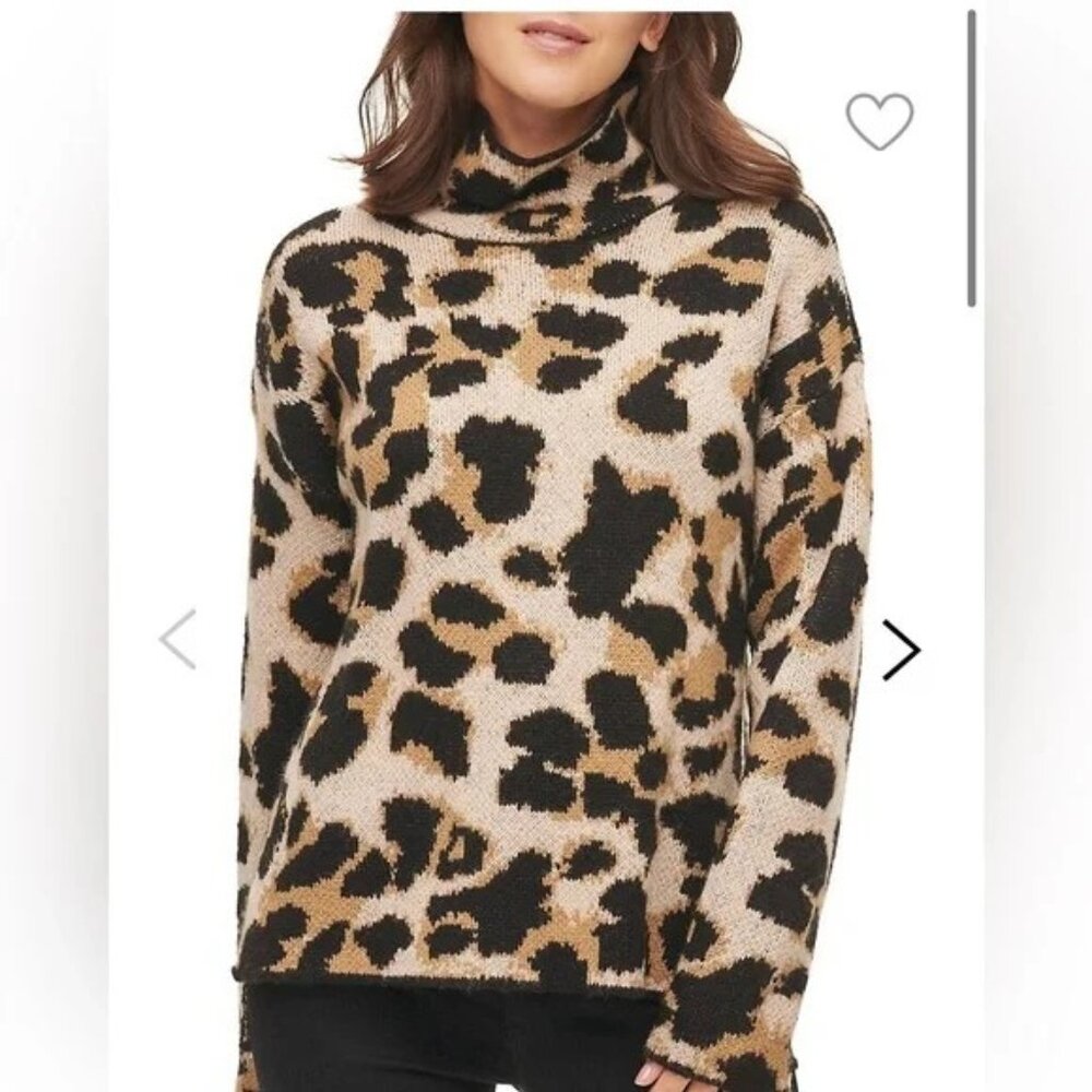 Dkny Women's Tan and Black Leopard Print Pull Over Turtleneck Sweater Size XL